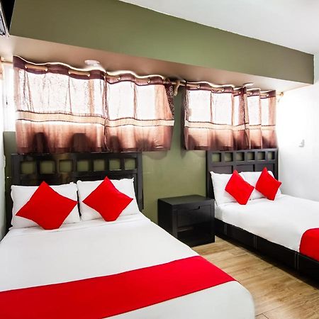 Hotel Halley León Kültér fotó
