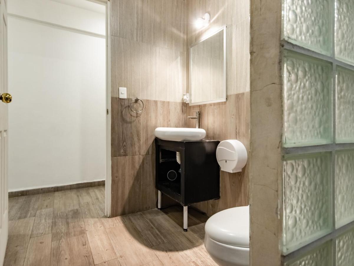 Hotel Halley León Kültér fotó